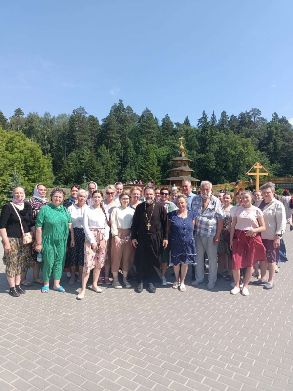 С 16 на 17 июня от Покровского храма с. Жестылево состоялась паломническая поездка в Муром и Дивеево.
