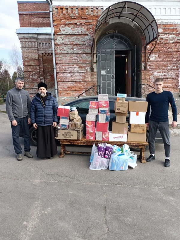 14 апреля от Покровского храма с. Жестылево была отправлена гуманитарная помощь на Донбасс.