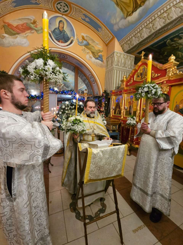 7 января в Покровском храме с. Жестылево прошёл Праздник Рождество Христово.