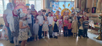 Пасхальная обедница и Причастие детей и пожилых людей