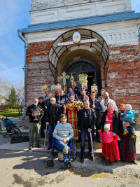 19 апреля в Покровский храм с. Жестылево приезжали подопечные православного реабилитационного центра "Небом живы" г. Пушкино.
