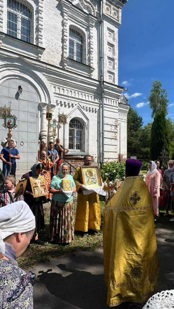 7 июля в Покровском храме с. Жестылево прошёл Престольный Праздник Рождество Пророка Иоанна Крестителя и День всех Русских святых