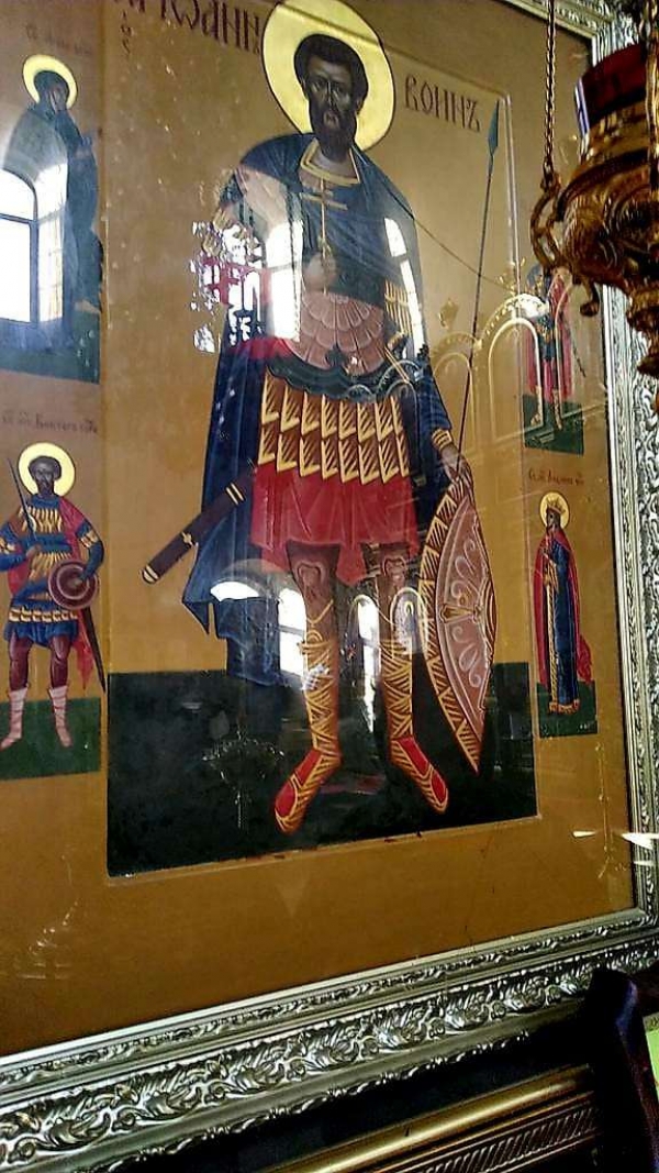 16 октября в Покровском храме с. Жестылево во время Божественной Литургии замироточила икона мч. Иоанна Воина.