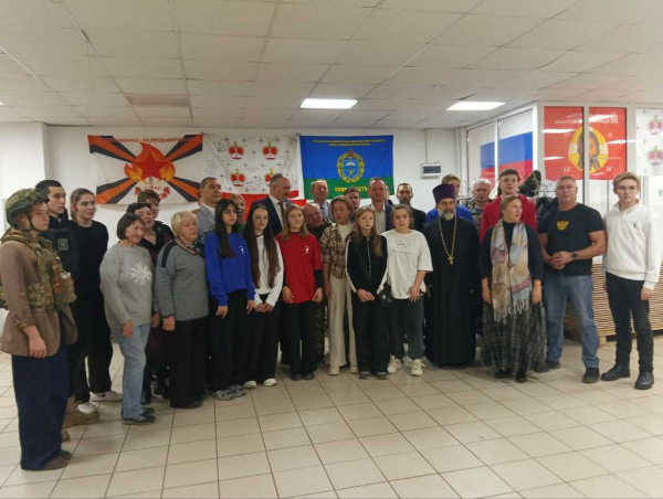 Встреча главы Дмитровского МО Шувалова М.Н. с активистами и волонтёрами в помощи С. В. О.